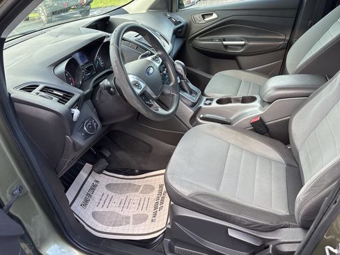 Used 2013 Ford Escape SE image 6