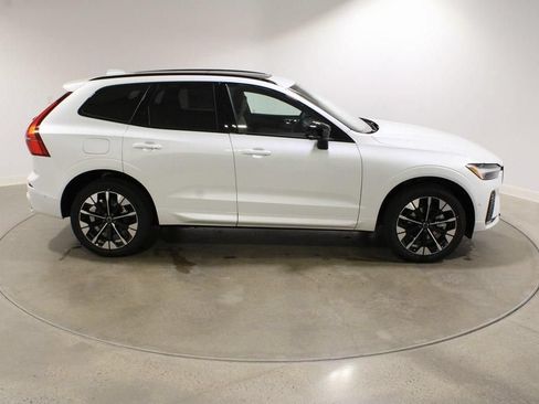 Used 2026 Volvo XC60 B5 Plus w/ Climate Package AWD/4WD image 6