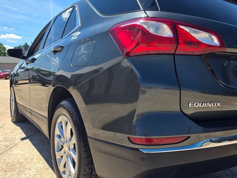 Used 2020 Chevrolet Equinox LT AWD/4WD image 16