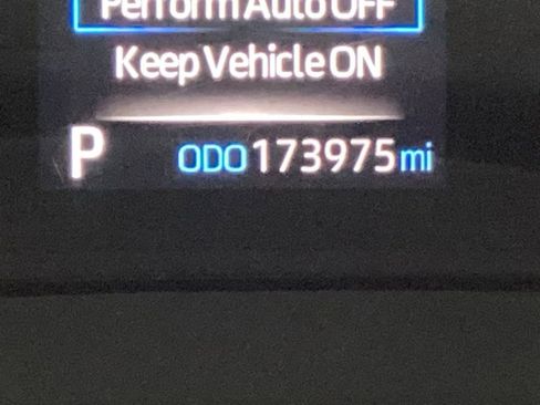 Used 2021 Toyota Sienna XSE w/ XSE Plus Package image 5