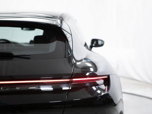 Certified 2023 Porsche Taycan GTS image 38