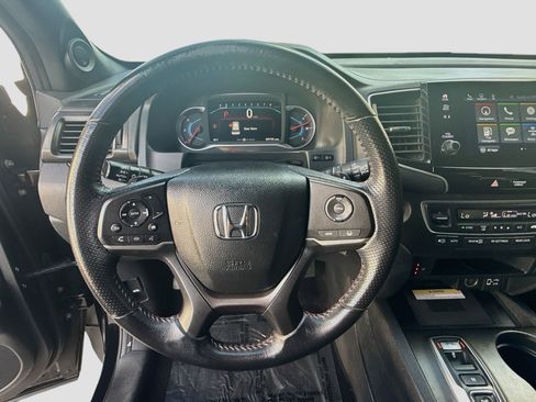 Certified 2022 Honda Pilot TrailSport image 10
