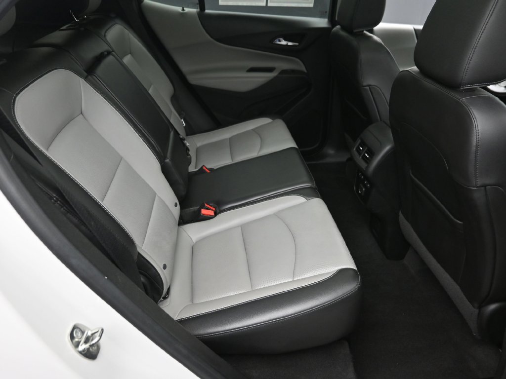 Used 2019 Chevrolet Equinox Premier FWD image 10
