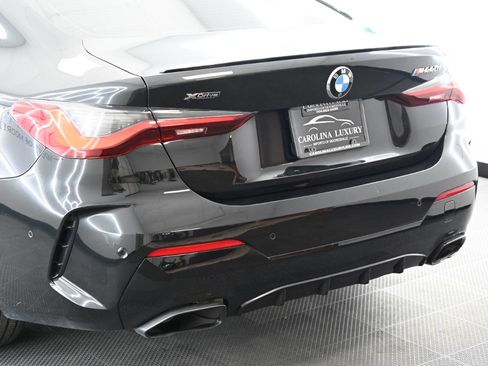 Used 2022 BMW 440i xDrive Coupe w/ Premium Package image 10