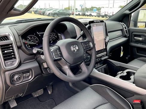 New 2026 RAM 3500 Laramie w/ Towing Technology Group image 9