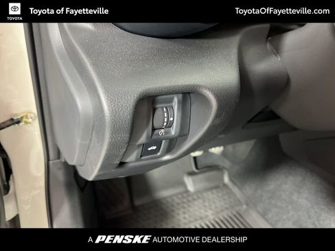 Used 2024 Toyota GR86 Premium image 25