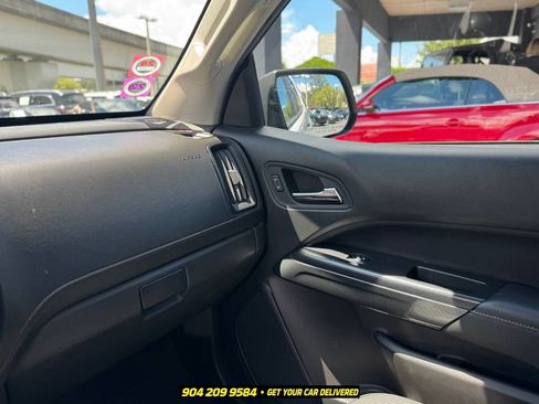 Used 2022 GMC Canyon AT4 AWD/4WD image 17