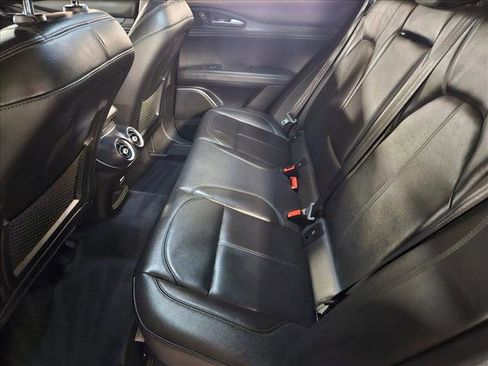 Used 2020 Alfa Romeo Stelvio w/ Nero Edizione image 16