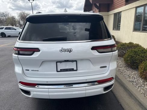 Used 2021 Jeep Grand Cherokee L Overland w/ Luxury Tech Group IV AWD/4WD image 22