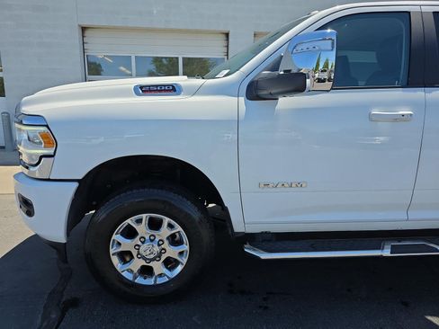 Used 2024 RAM 2500 Laramie AWD/4WD image 17
