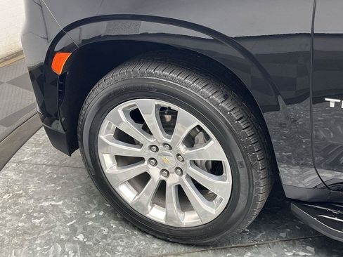 Certified 2023 Chevrolet Tahoe Premier AWD/4WD image 38