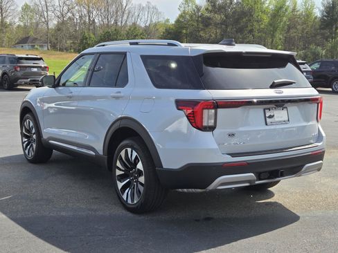 New 2026 Ford Explorer Platinum w/ LUX Leather Package AWD/4WD image 9