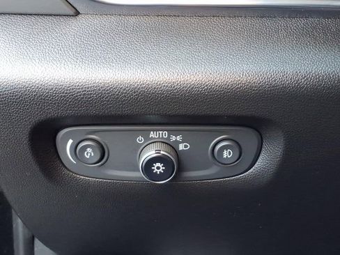 Used 2019 Chevrolet Traverse LT w/ LPO, Floor Liner Package image 12