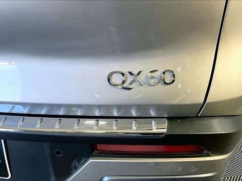 Used 2023 INFINITI QX60 Sensory w/ Vision Package AWD/4WD image 43