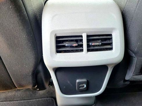 Used 2019 GMC Terrain SLE w/ Driver Convenience Package image 14