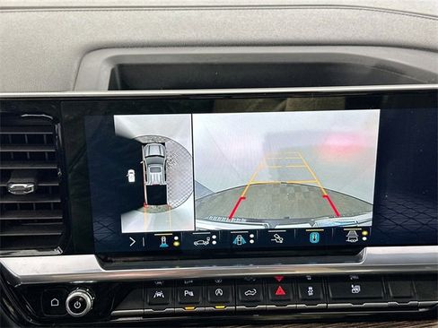 Used 2023 GMC Sierra 1500 Elevation w/ Elevation Premium Package image 13