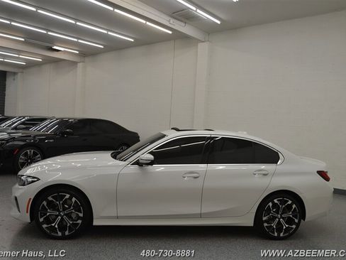 Used 2026 BMW 330i Sedan w/ Convenience Package RWD image 4