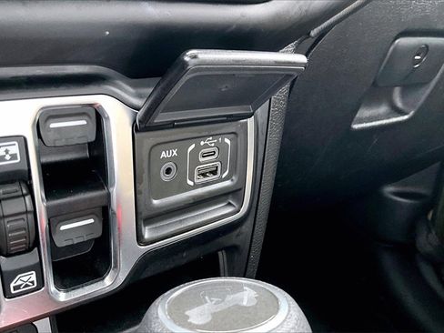 Used 2021 Jeep Wrangler Unlimited Rubicon image 26