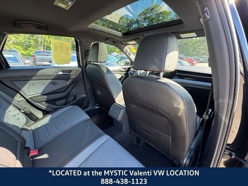 Certified 2025 Volkswagen Jetta GLI Autobahn w/ GLI Black Package FWD image 21