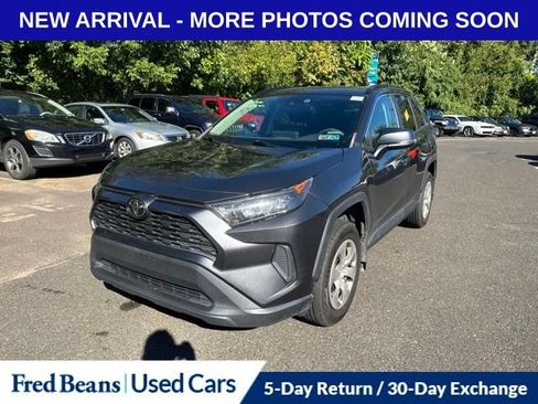 Used 2019 Toyota RAV4 LE w/ All Weather Liner Package AWD/4WD image 5