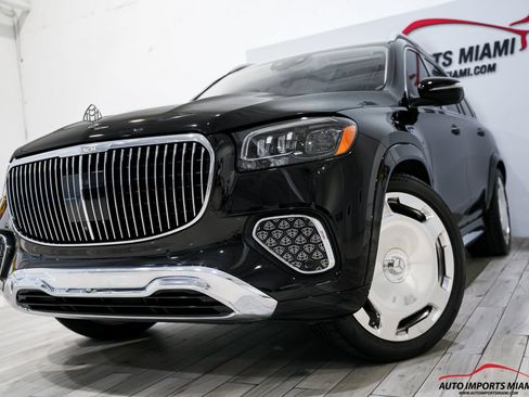Used 2024 Mercedes-Benz Maybach GLS 600 4MATIC image 2
