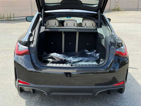 New 2026 BMW i4 eDrive40 RWD image 16