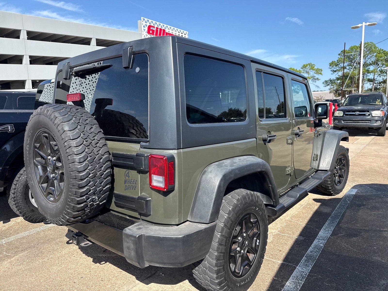 Used 2015 Jeep Wrangler Unlimited Sport AWD/4WD image 7