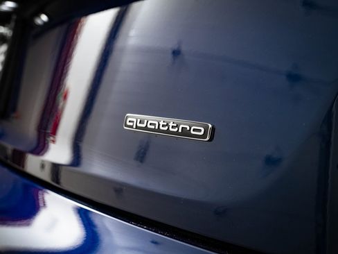 Certified 2025 Audi Q5 2.0T Premium w/ Convenience Plus Package image 20