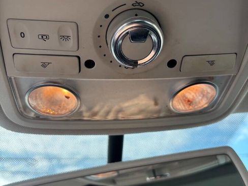 Used 2012 Volkswagen Passat 2.5 SE image 21