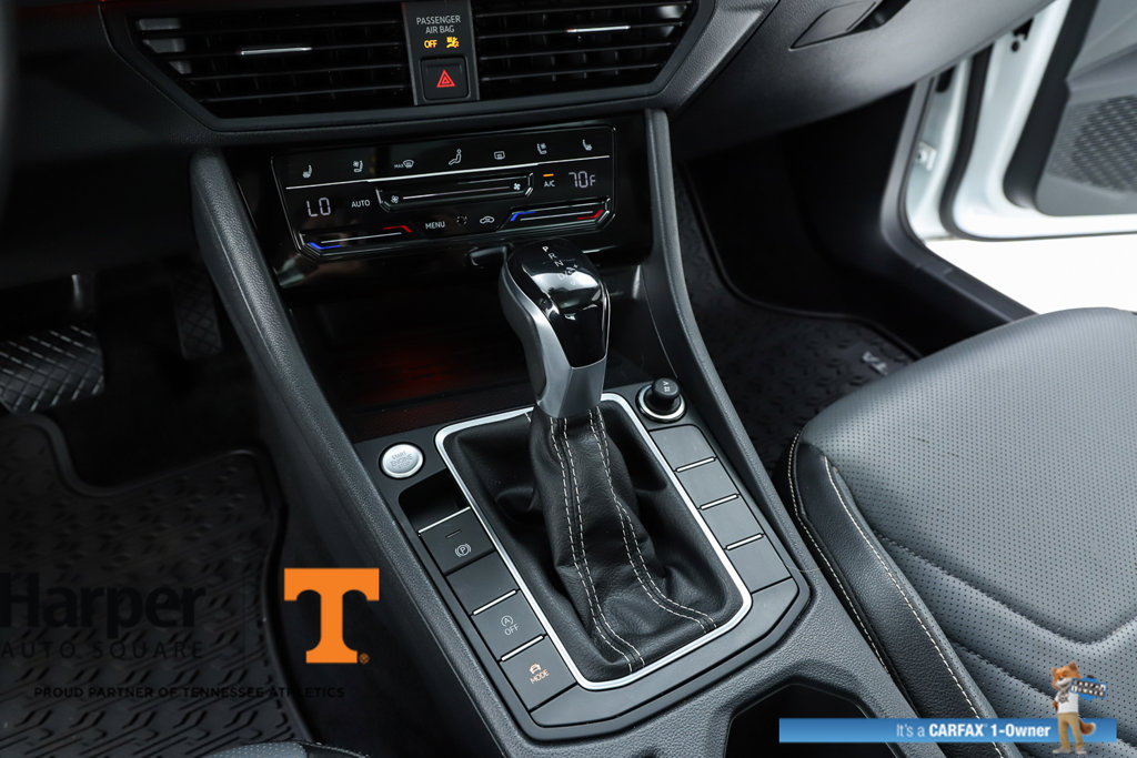 Used 2025 Volkswagen Jetta SEL FWD image 61