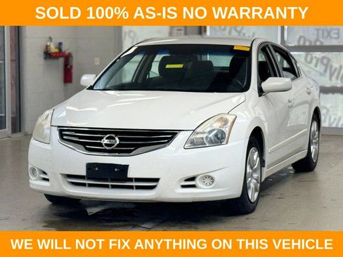 Used 2012 Nissan Altima 2.5 S FWD image 3