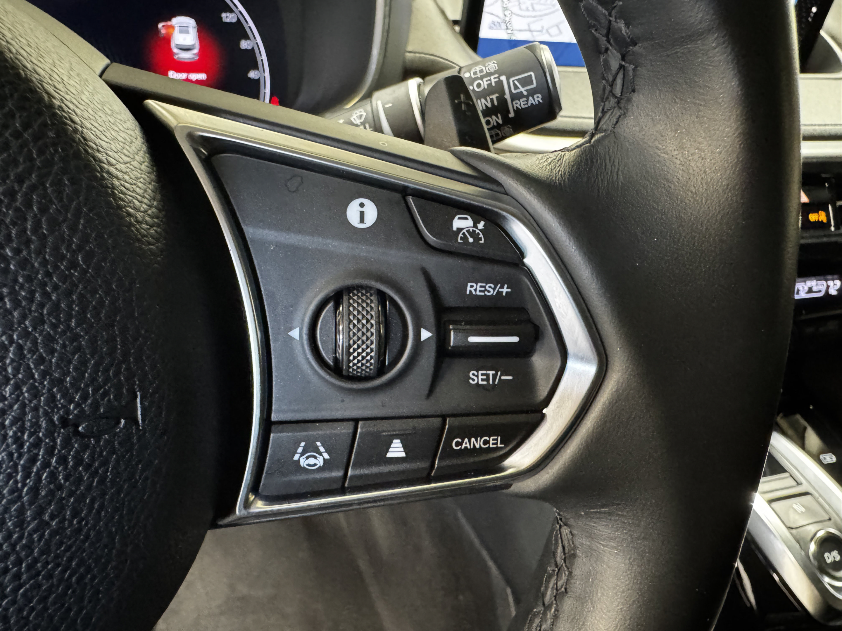 Certified 2024 Acura MDX w/ Technology Package FWD image 20