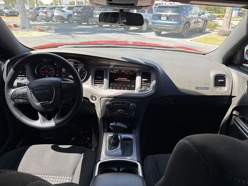 Used 2023 Dodge Charger SXT RWD image 10