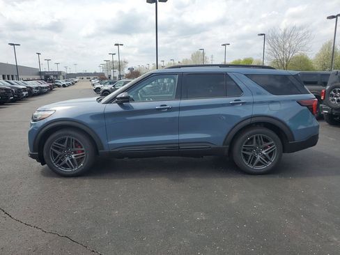 New 2026 Ford Explorer ST AWD/4WD image 41