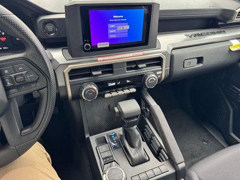 New 2025 Toyota Tacoma SR5 image 17