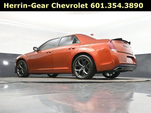 Used 2021 Chrysler 300 S image 40