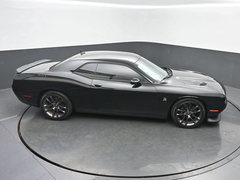 Used 2022 Dodge Challenger R/T Scat Pack RWD image 38