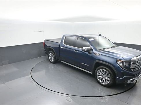 Used 2022 GMC Sierra 1500 Denali w/ Denali Reserve Package image 25