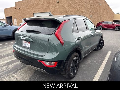 Used 2024 Kia Niro Wind FWD image 3