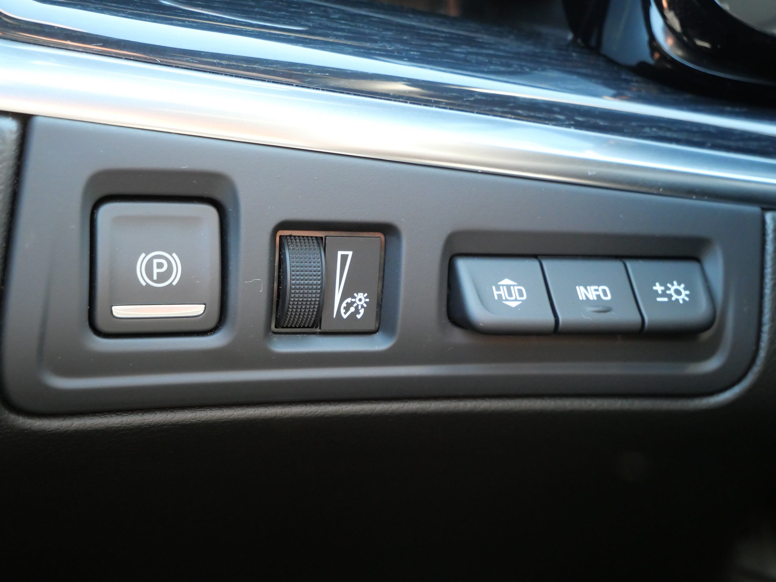 Used 2026 Cadillac XT5 Premium Luxury w/ LPO, Floor Liner Package AWD/4WD image 26