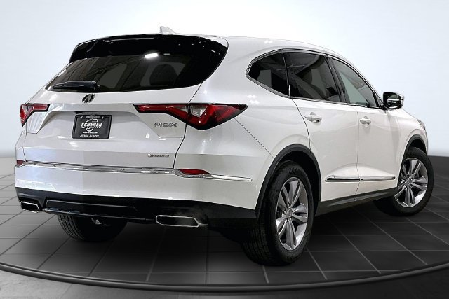 Used 2022 Acura MDX SH-AWD image 2