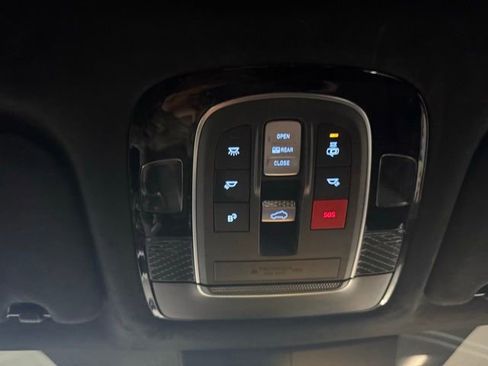 Used 2024 Hyundai Palisade Calligraphy image 19