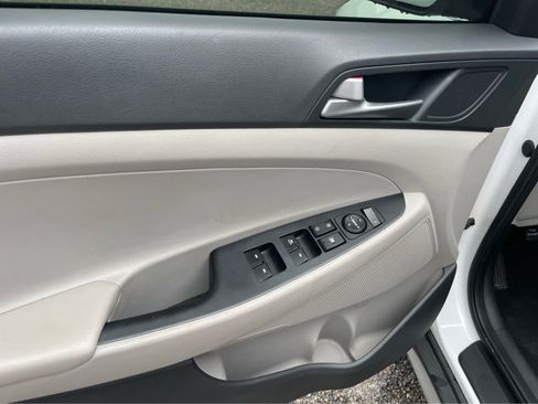 Used 2017 Hyundai Tucson Value FWD image 11