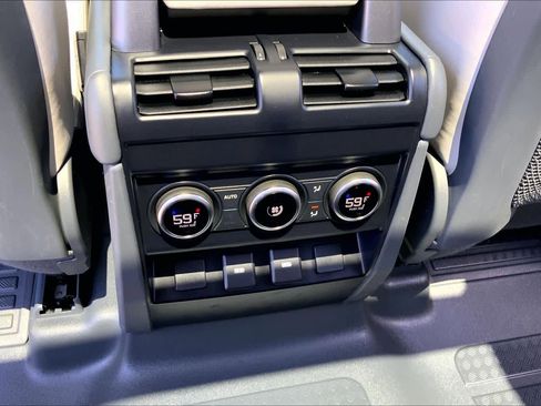 Used 2023 Land Rover Defender 110 SE AWD/4WD image 34