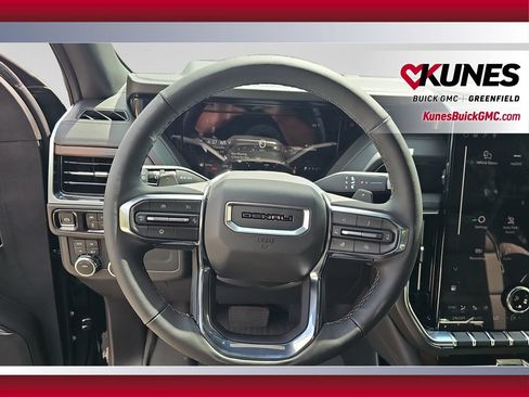 New 2026 GMC Yukon XL Denali w/ LPO, Illumination Package AWD/4WD image 12