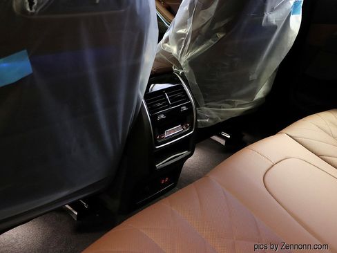 New 2026 BMW X5 xDrive50e w/ Executive Package image 15