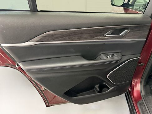 Used 2021 Jeep Grand Cherokee L Limited image 26