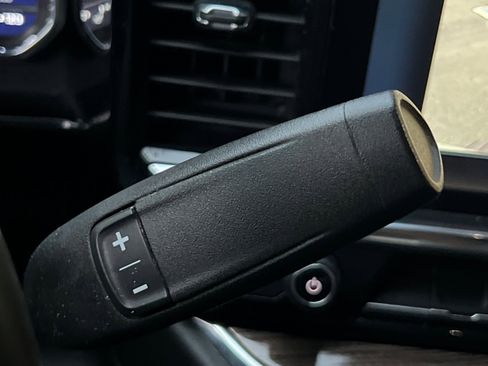 Used 2024 Chevrolet Silverado 2500 LT image 21