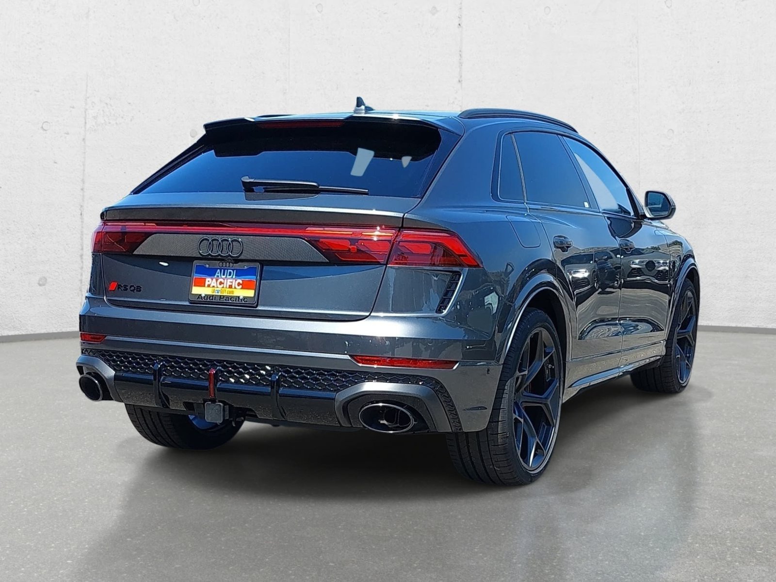 New 2027 Audi RS Q8 performance AWD/4WD image 5