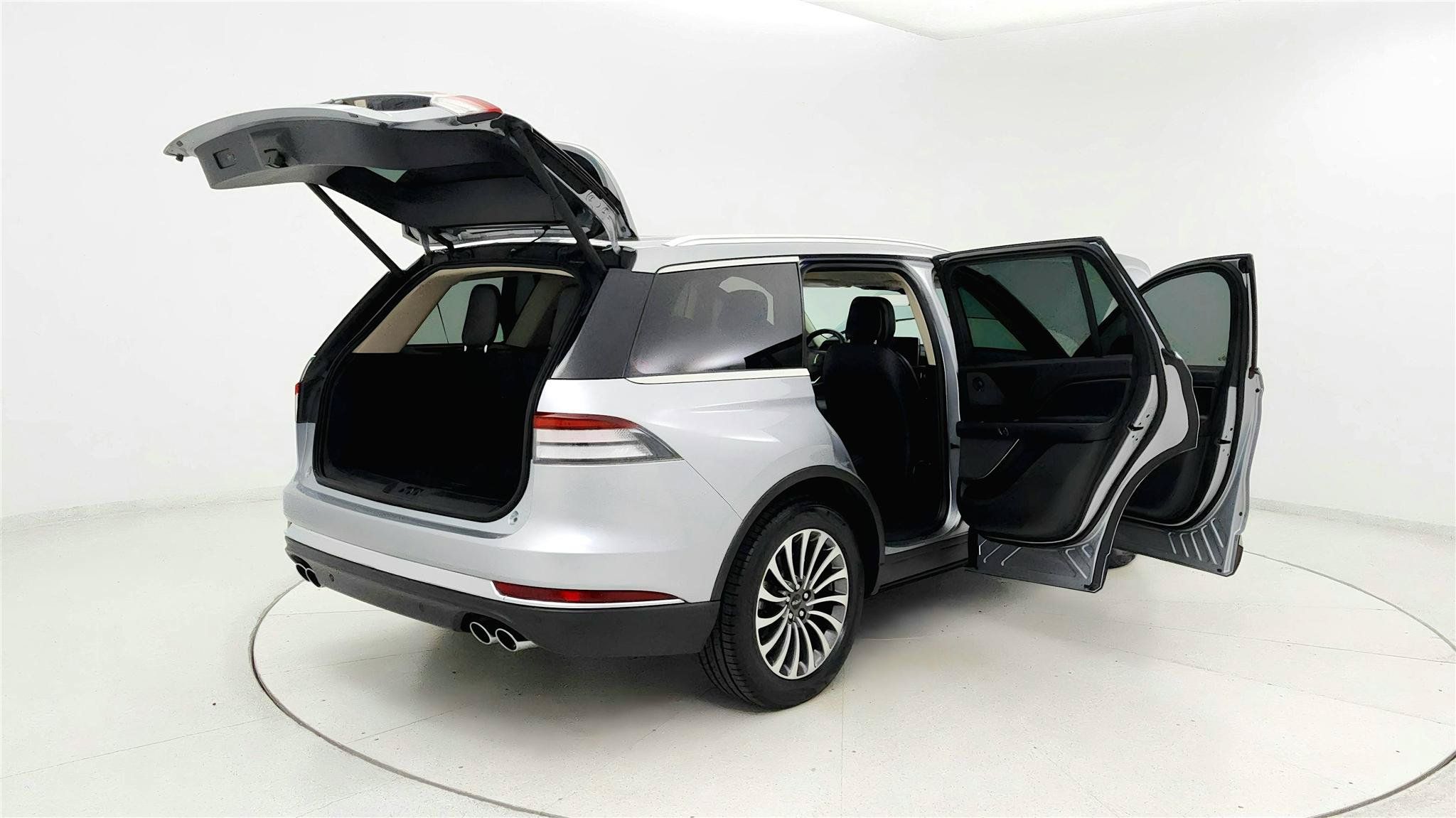 Used 2020 Lincoln Aviator Reserve w/ Elements Package Plus AWD/4WD image 11